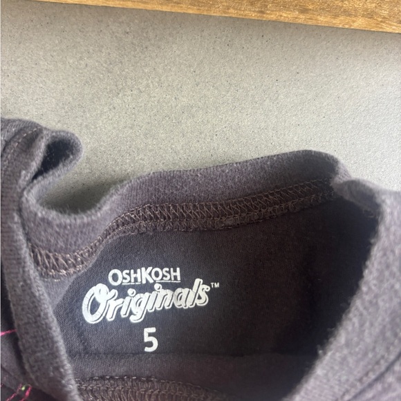 OshKosh B'gosh Black Dinosaur Graphic Long Sleeve Tee Size 5 - Picture 3 of 5